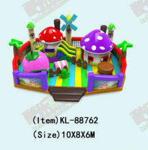 কাস্টমাইজড আইপি রঙিন শিশু মজা পার্ক Inflatable স্লাইড Bouncy