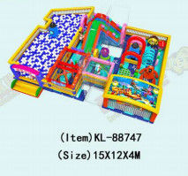 কাস্টমাইজড আইপি রঙিন শিশু মজা পার্ক Inflatable স্লাইড Bouncy